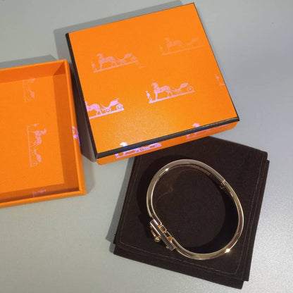 [Shinejoy]H GREY BRACELET