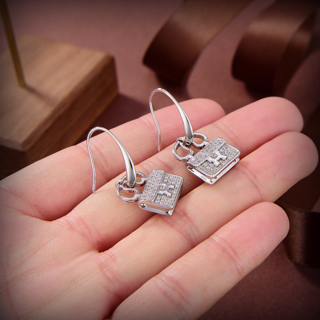 [Shinejoy]KELLY DIAMOND EARRINGS