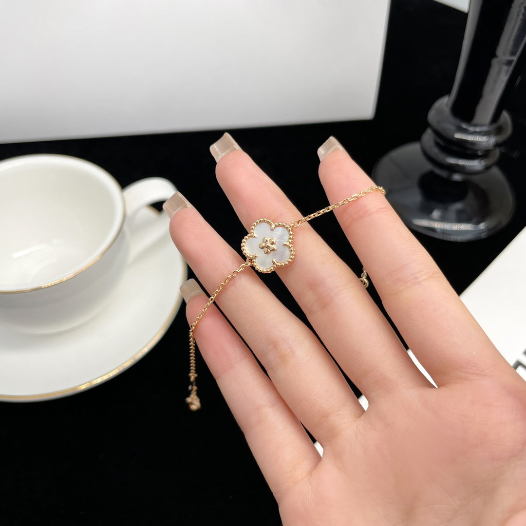 [Shinejoy]LUCKY SPRING Shinejoy GOLD MOP BRACELET