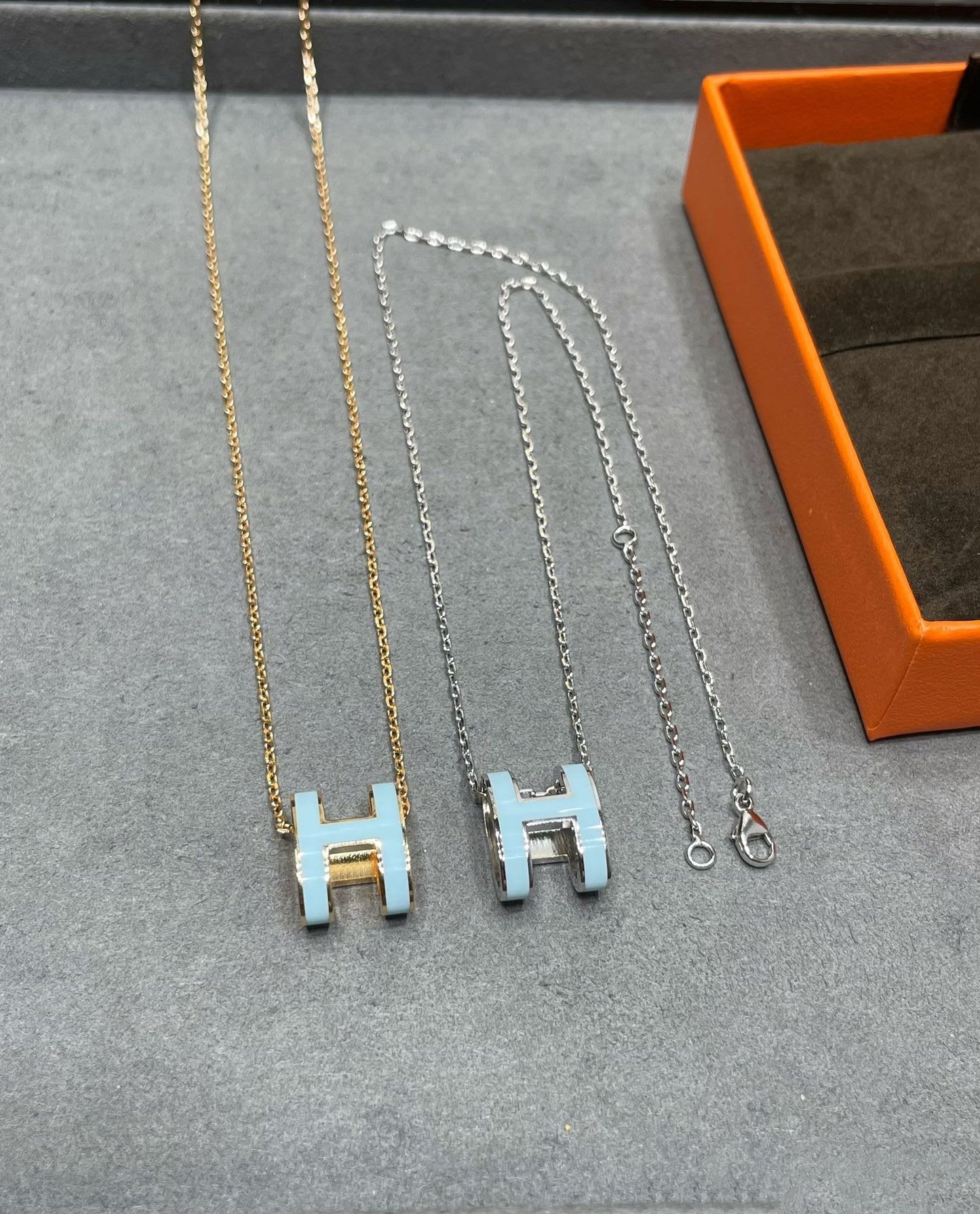 [Shinejoy]POP H SKY BLUE NECKLACE