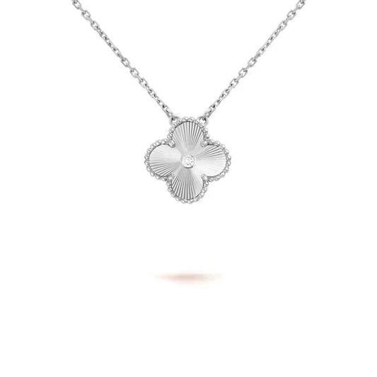 [Shinejoy]CLOVER  15MM DIAMOND LASER NECKLACE SILVER
