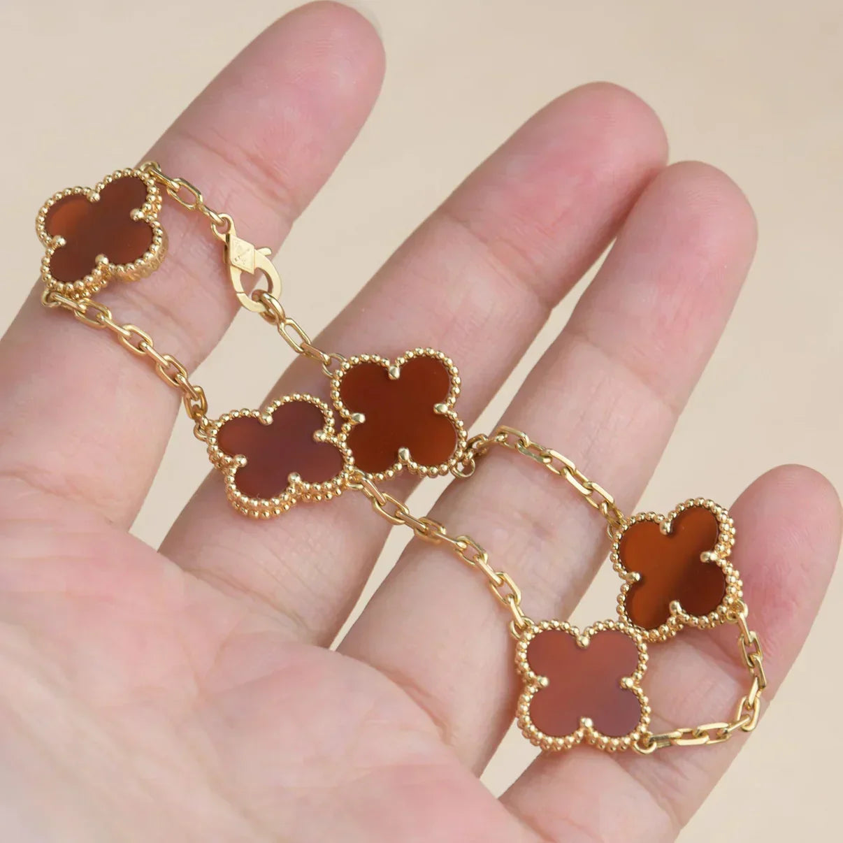 [Shinejoy] CLOVER 5 MOTIF RED CORNELIAN BRACELET COLLECTION